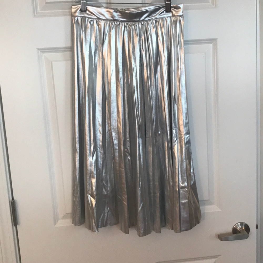 Metallic Silver Pleaded Midi Skirt